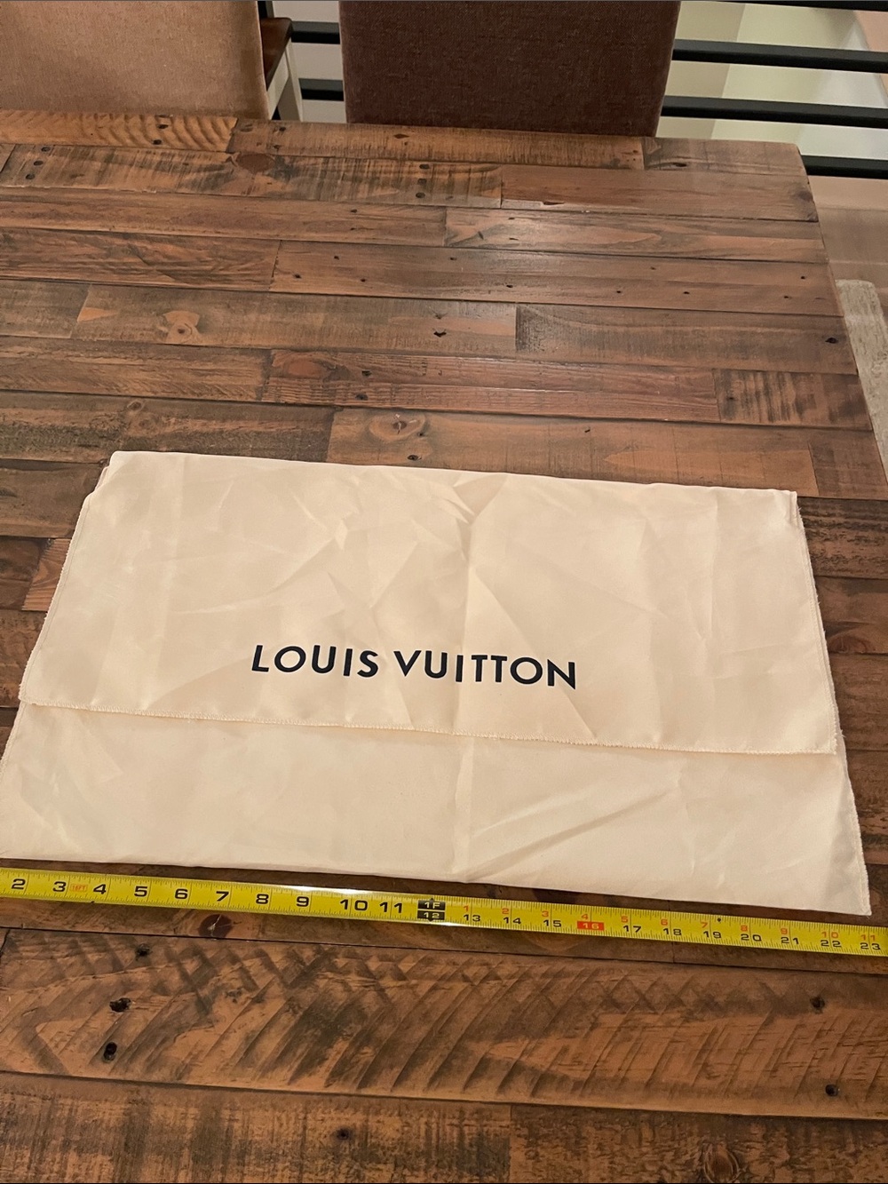 Cream dust bag for purse/bag